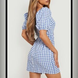 Lena dress, slightly fitted, puff sleeves, size M